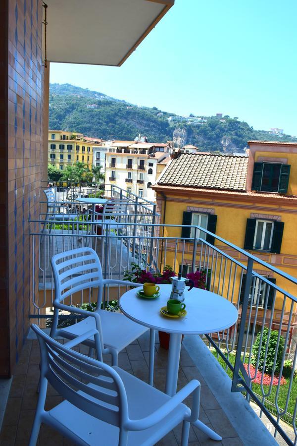 Sorrento Central And Sea View Flats Luaran gambar